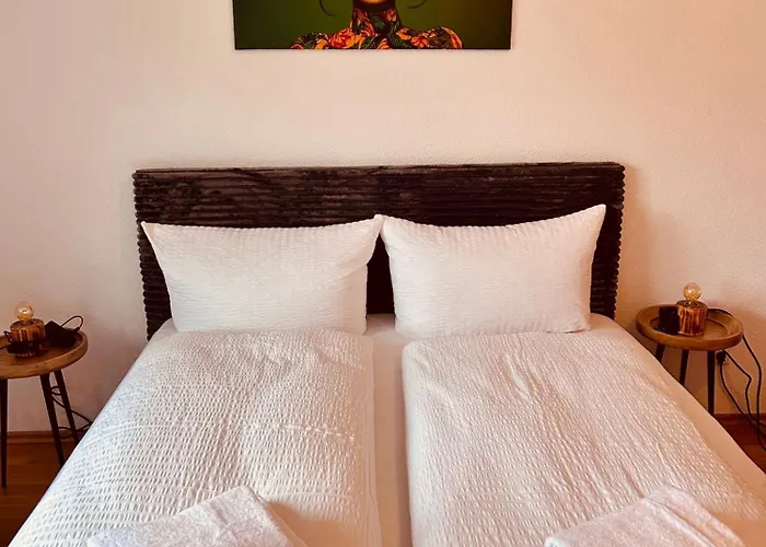 Yvonne Sigg Apartment *