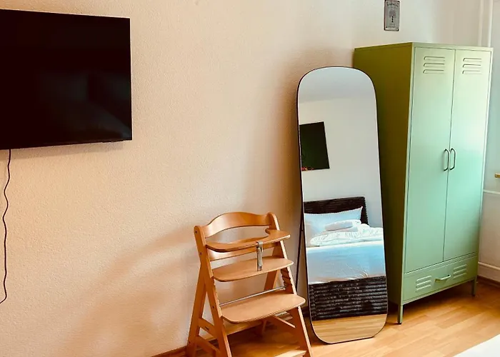 Yvonne Sigg Apartment Rust